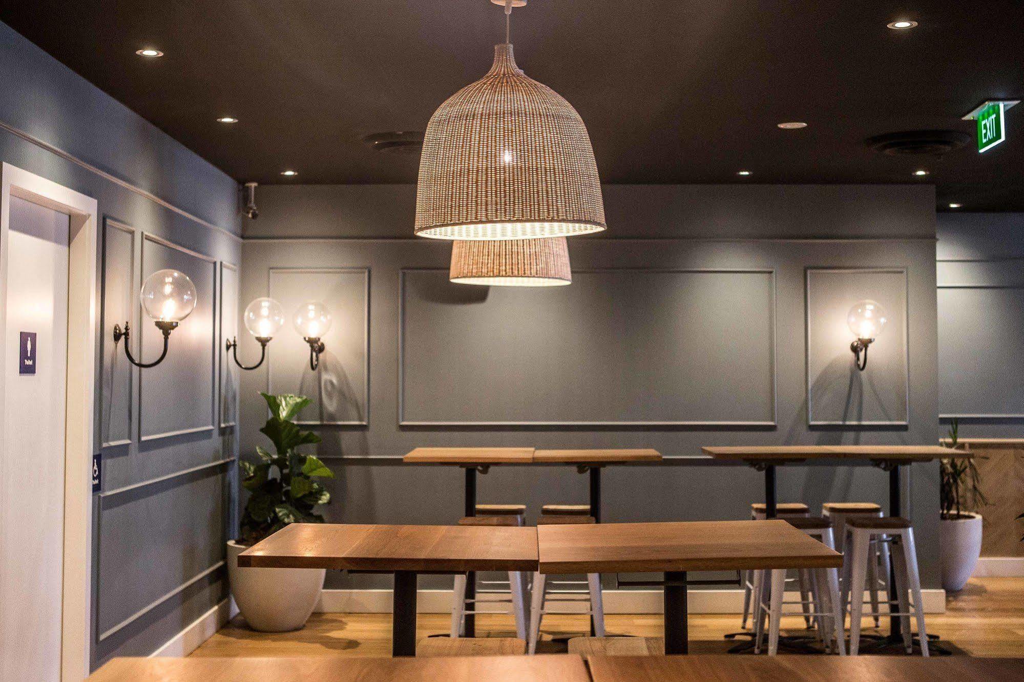 Crown Hotel Surry Hills Sydney Bagian luar foto